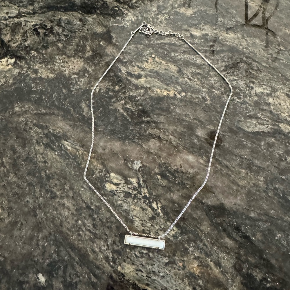 Kendra Scott Necklace